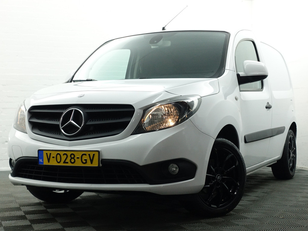 
Mercedes-Benz Citan 109 CDI Euro 6 Urban Amg- Kast Inrichting, Park Assist, Clima, Bluetooth Audio, Cruise vol									