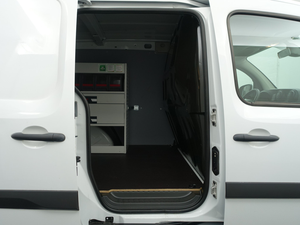 
Mercedes-Benz Citan 109 CDI Euro 6 Urban Amg- Kast Inrichting, Park Assist, Clima, Bluetooth Audio, Cruise vol									