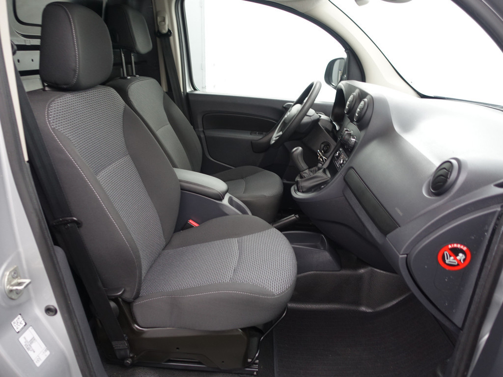 
Mercedes-Benz Citan 109 CDI Euro 6 Extra Lang AMG Night Edition- Camera, Navi, Clima, Comfort Interieur, Park Assist, Grijs kenteken vol									