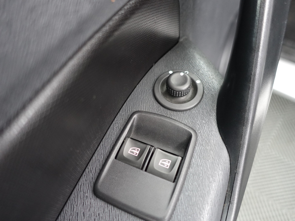 
Mercedes-Benz Citan 109 CDI Euro 6 Extra Lang AMG Night Edition- Camera, Navi, Clima, Comfort Interieur, Park Assist, Grijs kenteken vol									