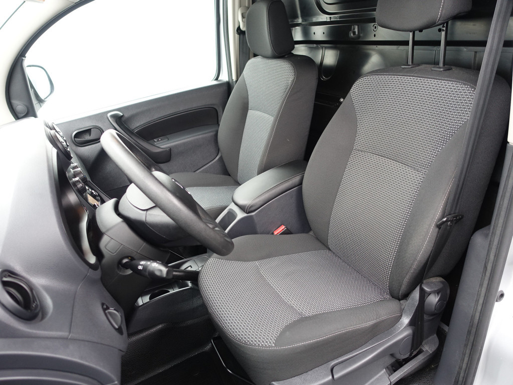 
Mercedes-Benz Citan 109 CDI Euro 6 Extra Lang AMG Night Edition- Camera, Navi, Clima, Comfort Interieur, Park Assist, Grijs kenteken vol									