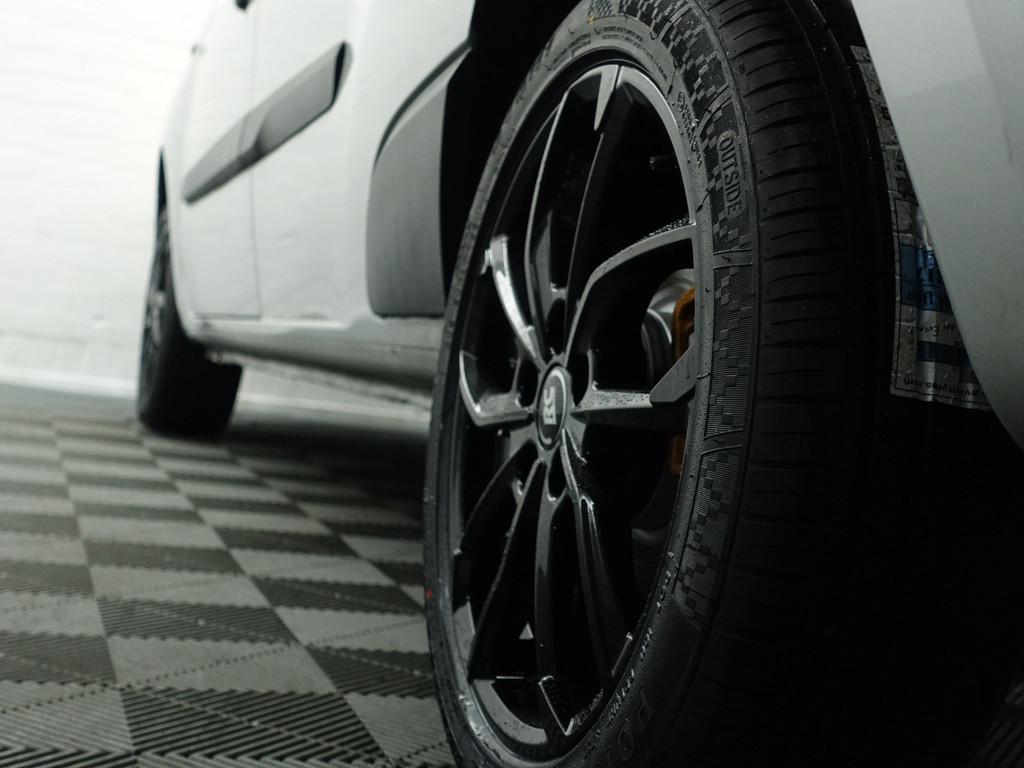 
Mercedes-Benz Citan 109 CDI Euro 6 Extra Lang AMG Night Edition- Camera, Navi, Clima, Comfort Interieur, Park Assist, Grijs kenteken vol									