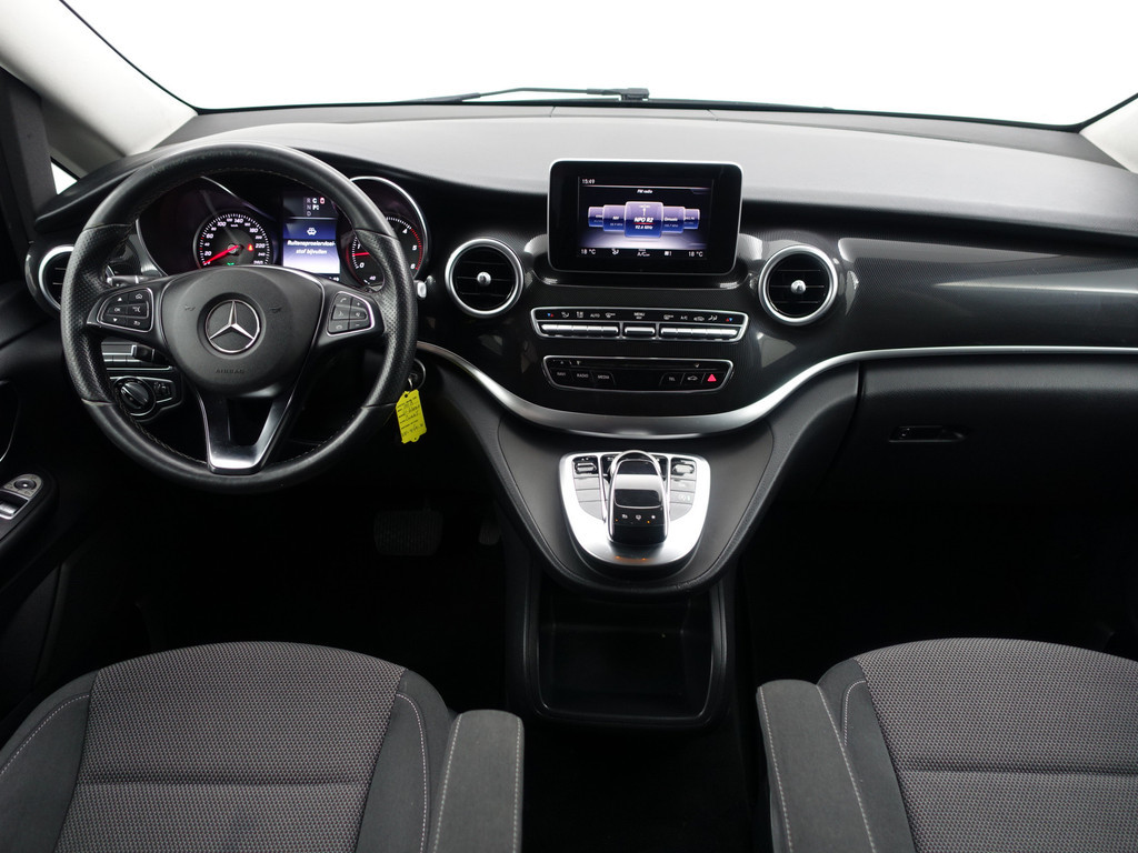 
Mercedes-Benz V-Klasse 200d Euro 6 Lang Avantgarde Aut- Dubbel Cabine, Camera, 2x Schuifdeur, Sidebars, Park Assist vol									