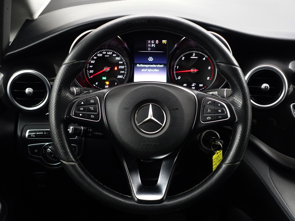 
Mercedes-Benz V-Klasse 200d Euro 6 Lang Avantgarde Aut- Dubbel Cabine, Camera, 2x Schuifdeur, Sidebars, Park Assist vol									