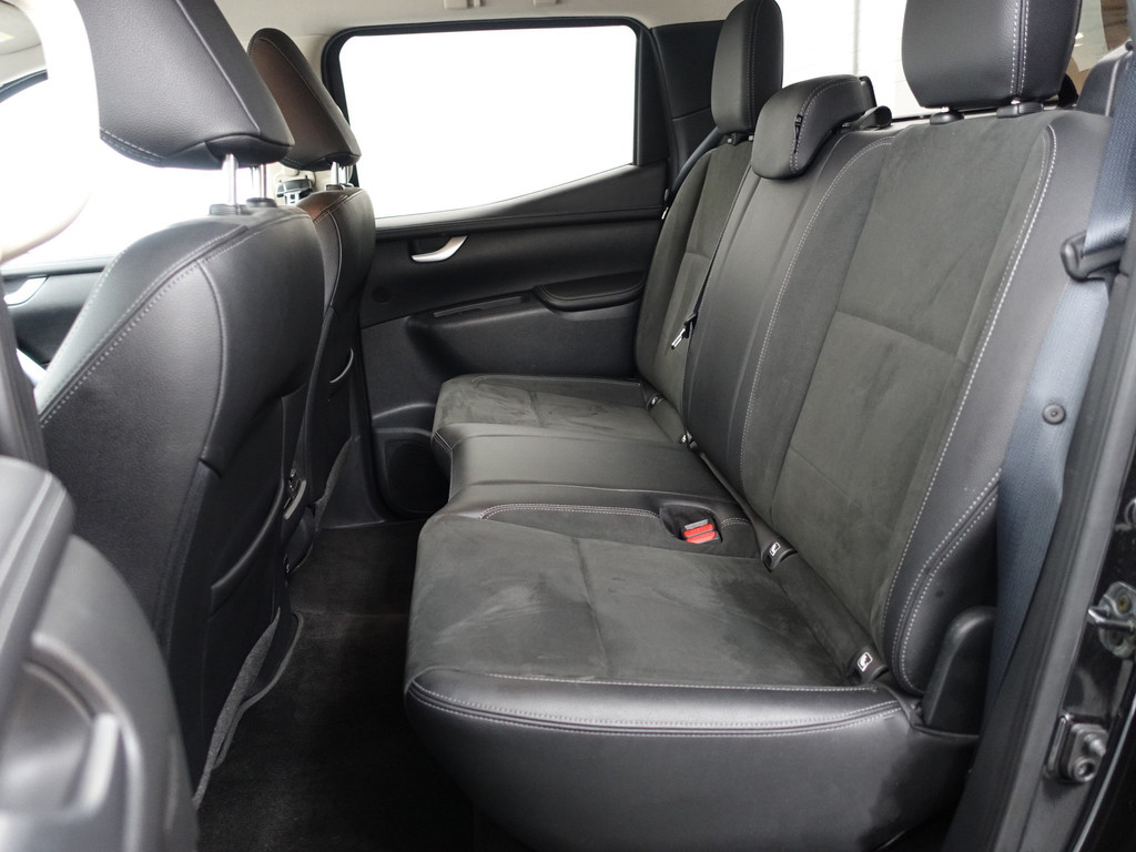 
Mercedes-Benz X-Klasse 250 d 4-MATIC AMG Night Edition Aut- Dubbele Cabine, 5 Pers, 360 Camera, Xenon Led, Leder, Lane Assist vol									