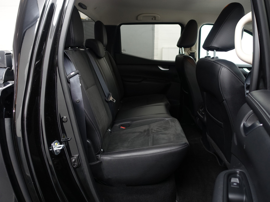 
Mercedes-Benz X-Klasse 250 d 4-MATIC AMG Night Edition Aut- Dubbele Cabine, 5 Pers, 360 Camera, Xenon Led, Leder, Lane Assist vol									