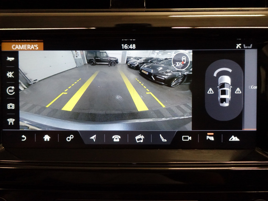 
Land Rover Discovery 3.0 Td6 HSE Euro 6 Autobiography Grijskenteken- Panodak, Memory, Meridian, Virtual Cockpit, Stoelverkoeling, Camera, Carplay, Sfeerverlichting vol									