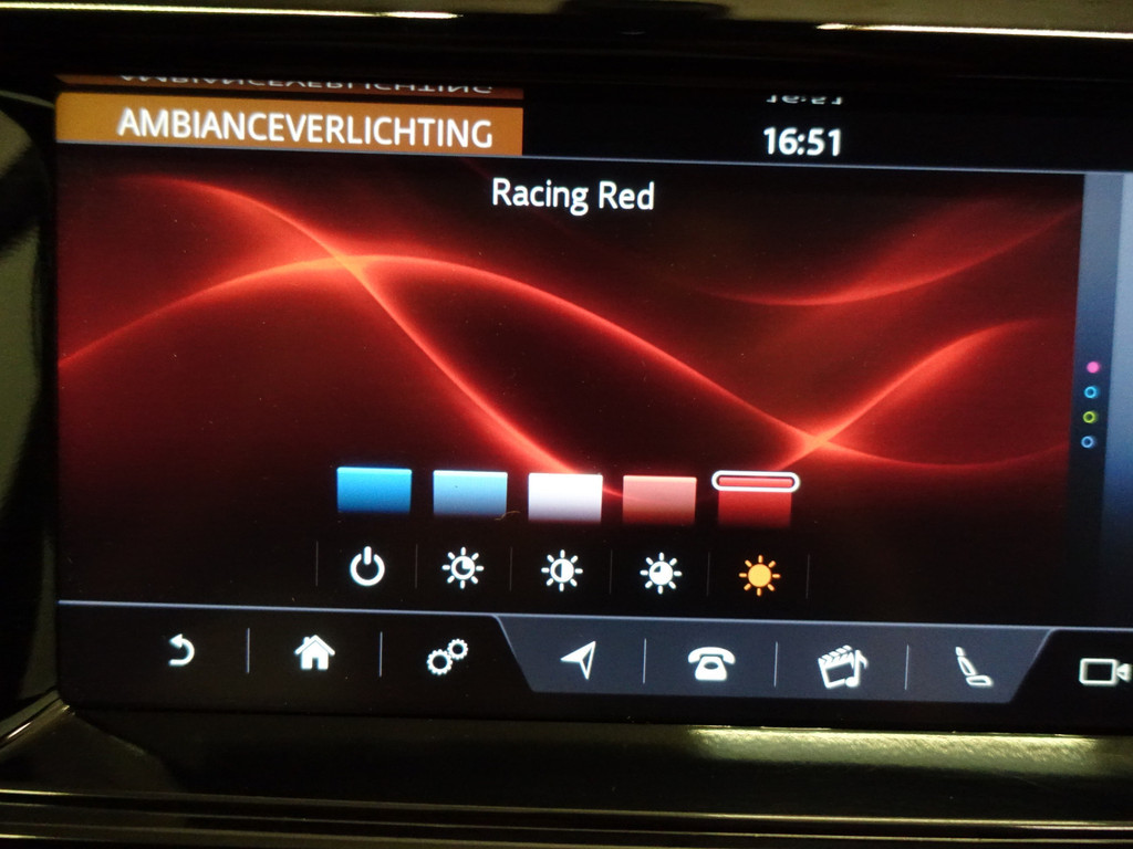 
Land Rover Discovery 3.0 Td6 HSE Euro 6 Autobiography Grijskenteken- Panodak, Memory, Meridian, Virtual Cockpit, Stoelverkoeling, Camera, Carplay, Sfeerverlichting vol									