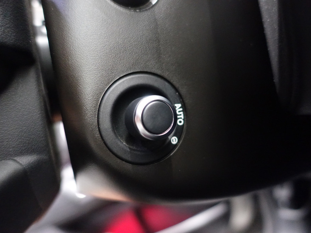 
Land Rover Discovery 3.0 Td6 HSE Euro 6 Autobiography Grijskenteken- Panodak, Memory, Meridian, Virtual Cockpit, Stoelverkoeling, Camera, Carplay, Sfeerverlichting vol									