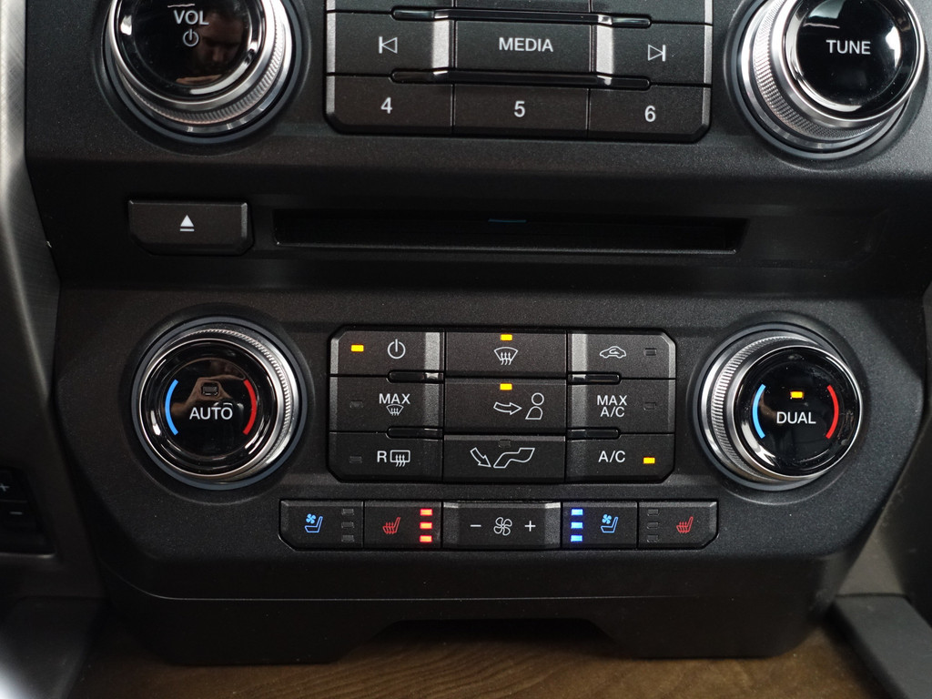 
Ford USA F-150 3.5 V6 SuperCrew Lobo Limited Aut- Dubbele Cabine, LPG, Stoel Massage, Panodak, Bang Olufsen, 360 Camera, Stoelventilatie vol									