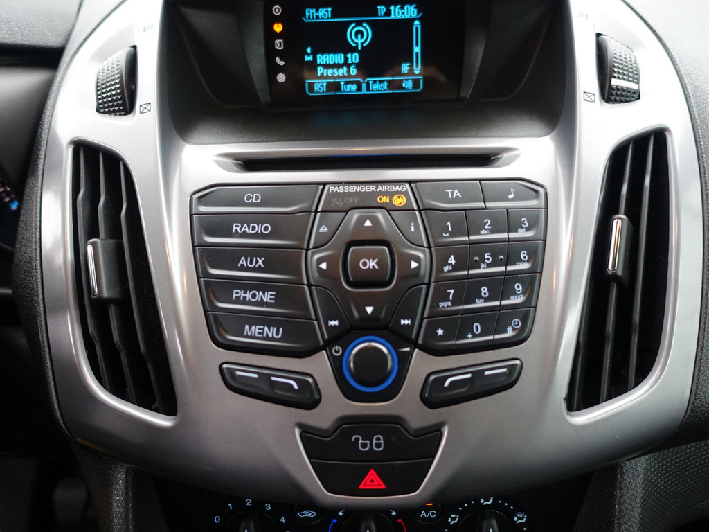 
Ford Transit Connect 1.5 TDCI Euro 6 L2 Sportline- 3 pers, Stoelverwarming, Inrichting, Cruise, Clima vol									