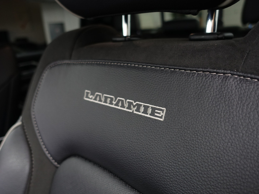 
Dodge Ram 1500 5.7 V8 4×4 Crew Cab Laramie Aut- Prins Onderbouw, Carplay, Alpine Audio, Stoelventilatie, Stuur/Stoelverwarming, Memory vol									