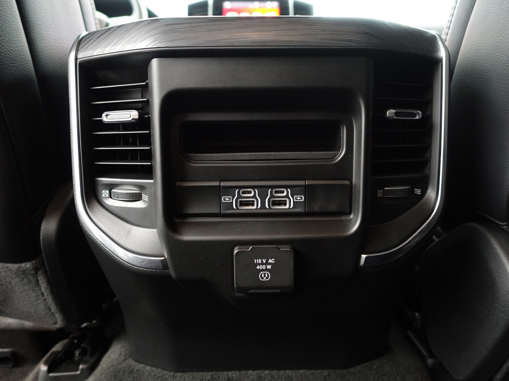 
Dodge Ram 1500 5.7 V8 4×4 Crew Cab Laramie Aut- Prins Onderbouw, Carplay, Alpine Audio, Stoelventilatie, Stuur/Stoelverwarming, Memory vol									