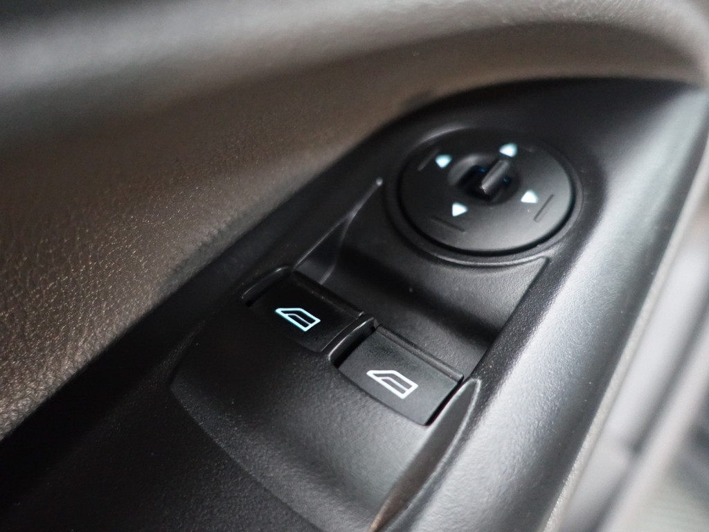 
Ford Transit Connect 1.5 EcoBlue Euro 6 L2 Sport Aut- Camera, CarPlay, Cruise, Clima, Trekhaak, Park Assist vol									