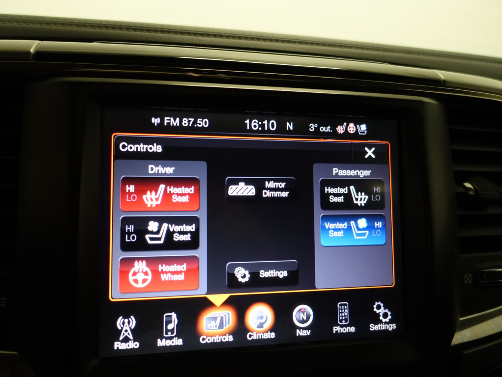 
Dodge Ram 1500 5.7 V8 4×4 Quad Cab 6’4 Laramie Aut- LPG G3, Schuifdak, Elek Verwarmd/Geventileerd Interieur, Alpine Audio, Camera vol									