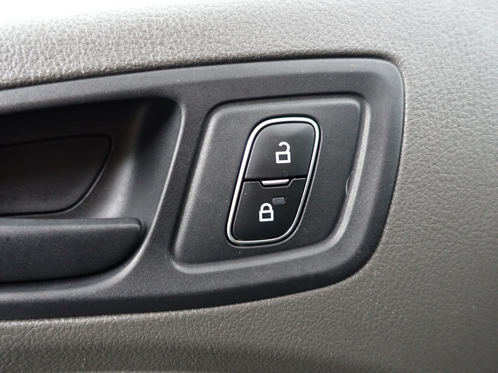 
Ford Transit Connect 1.5 EcoBlue Euro 6 L2 Aut- 3 Pers, Imperiaal, Camera, Navi, Park Assist, Cruise, Trekhaak vol									