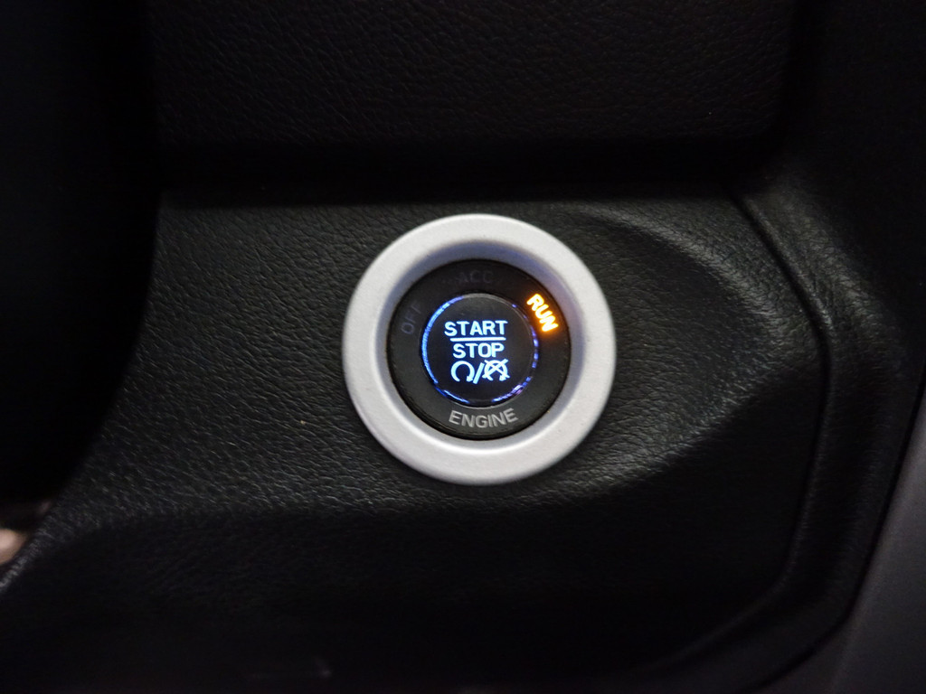 
Dodge Ram 1500 5.7 V8 4×4 Quad Cab 6’4 Laramie Aut- LPG G3, Schuifdak, Elek Verwarmd/Geventileerd Interieur, Alpine Audio, Camera vol									