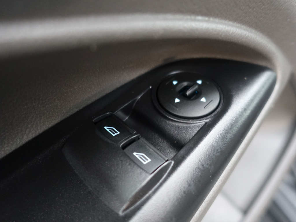 
Ford Transit Connect 1.5 EcoBlue Euro 6 L2 Aut- 3 Pers, Imperiaal, Camera, Navi, Park Assist, Cruise, Trekhaak vol									