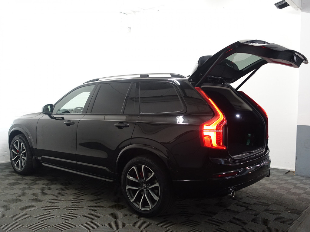 
Volvo XC90 2.0 D5 Euro 6 4WD R-Design Aut- 360 Camera, Xenon Led, Navi, Memory, Sport Leder, Grijs Kenteken vol									