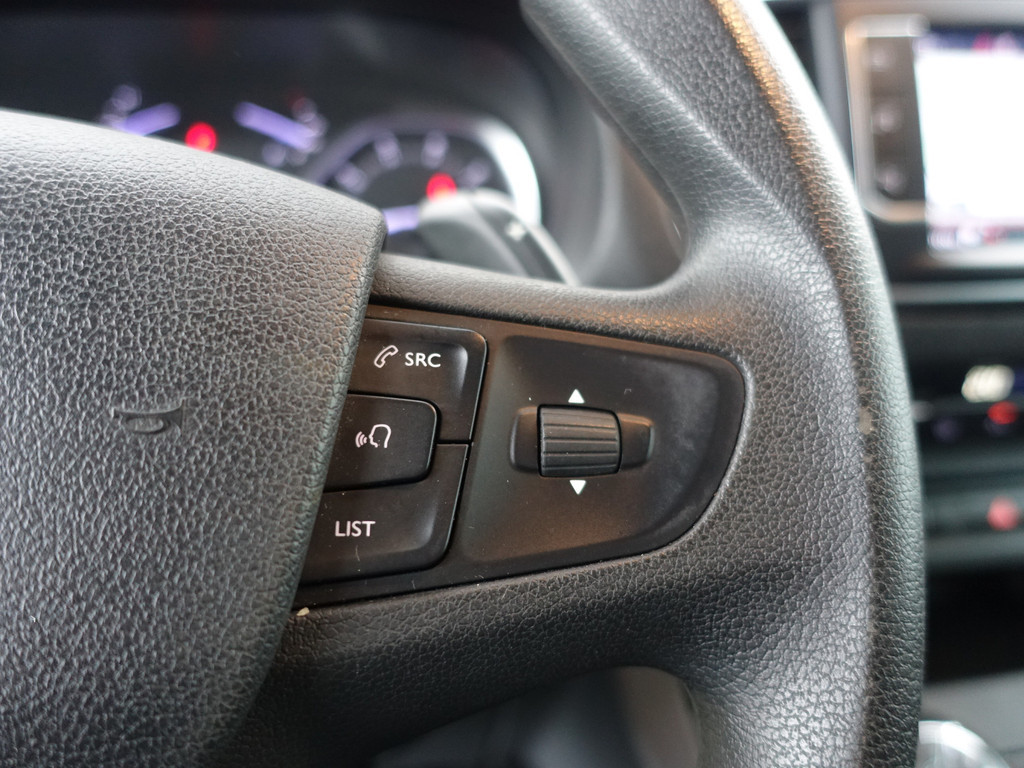 
Citroën Jumpy 2.0 BlueHDI Euro 6 180 Sportline Aut- Dubbel Cabine, 5/6 Pers, 2x Schuifdeur, Head Up, Keyless, 360 Camera vol									