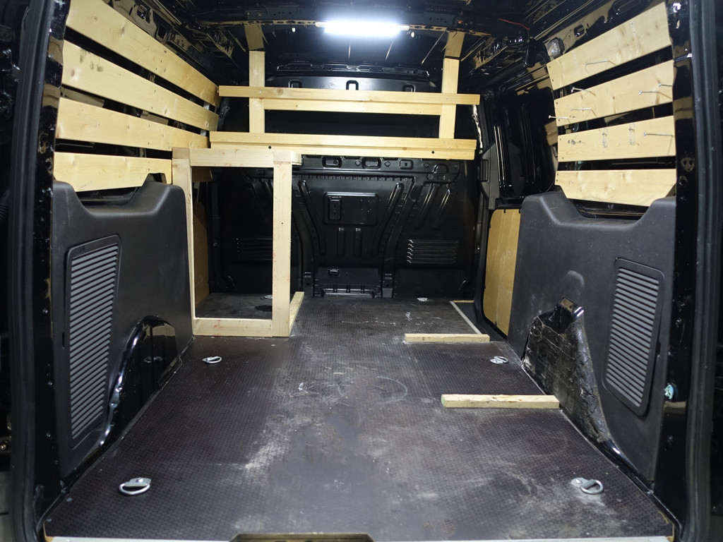 
Ford Transit Connect 1.5 TDCI Euro 6 L2 Trend Aut- 3 Pers, Camera, Navi, Cruise, Clima, Trekhaak, Park Assist vol									