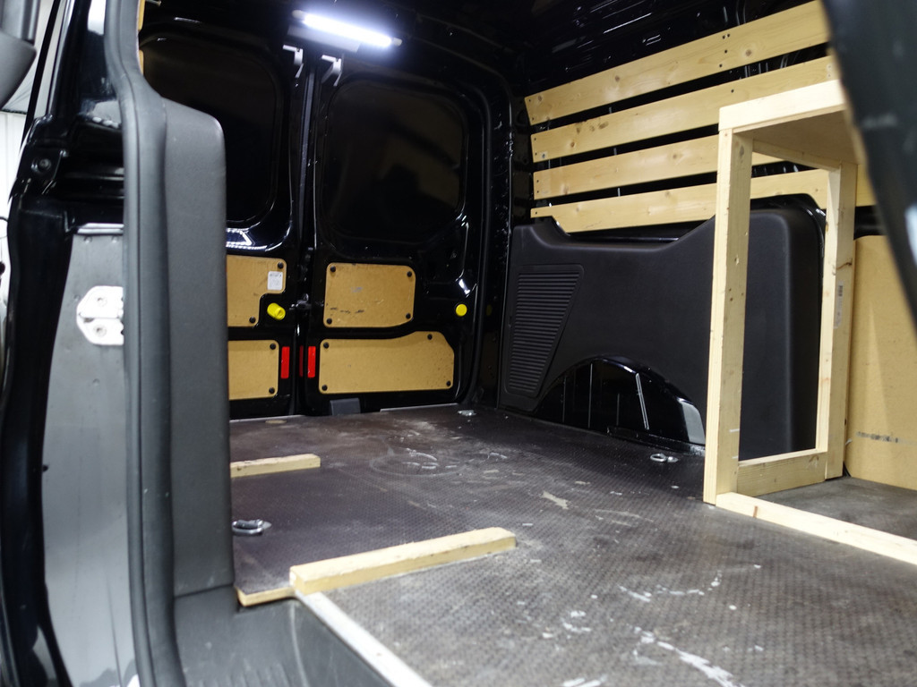 
Ford Transit Connect 1.5 TDCI Euro 6 L2 Trend Aut- 3 Pers, Camera, Navi, Cruise, Clima, Trekhaak, Park Assist vol									