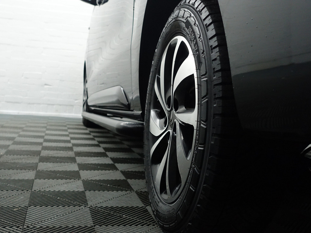 
Citroën Jumpy 2.0 BlueHDI Euro 6 180 Sportline Aut- Dubbel Cabine, 5/6 Pers, 2x Schuifdeur, Head Up, Keyless, 360 Camera vol									