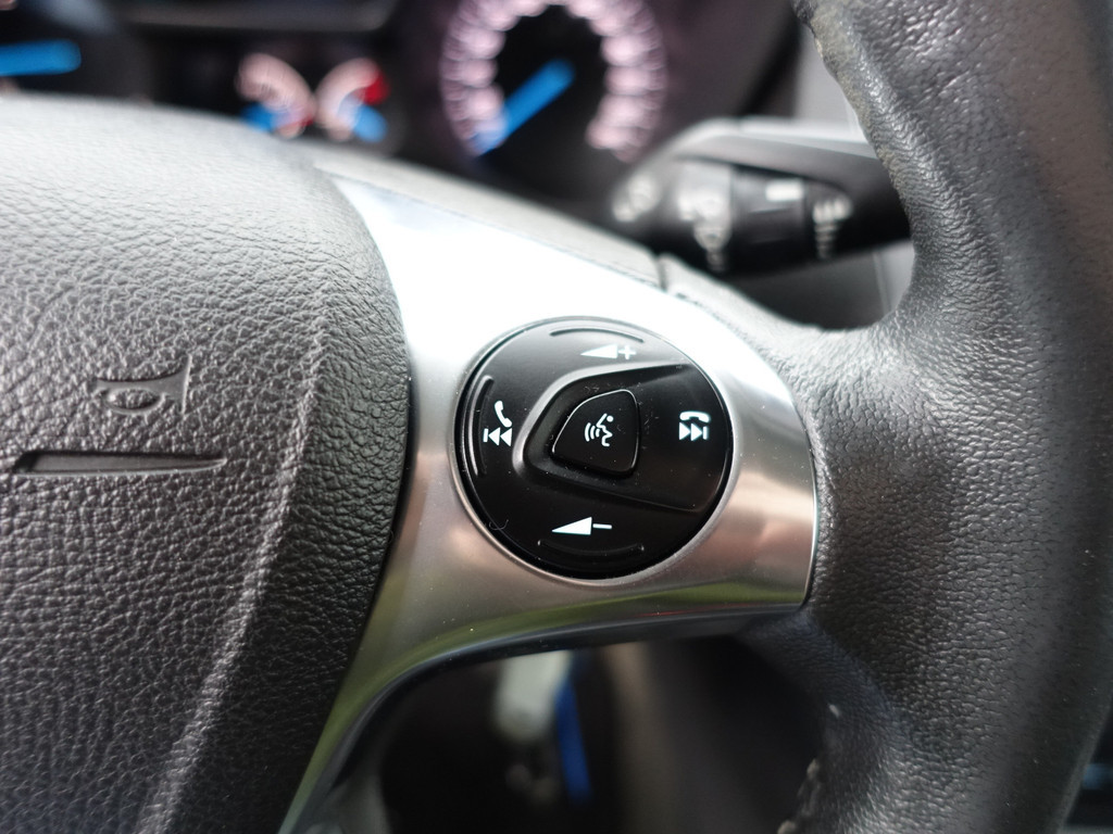 
Ford Transit Connect 1.6 TDCI L2 Sportline- 3 Pers, Stoelverwarming, Park Assist, Trekhaak, Cruise, Clima vol									