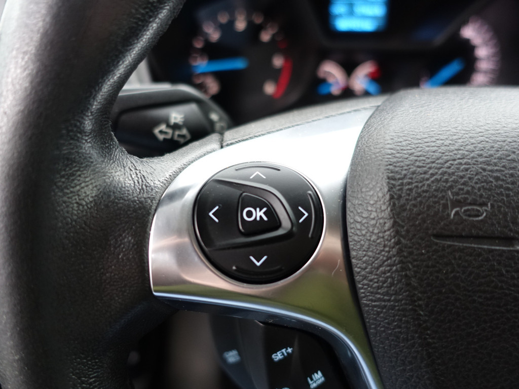 
Ford Transit Connect 1.6 TDCI L2 Sportline- 3 Pers, Stoelverwarming, Park Assist, Trekhaak, Cruise, Clima vol									