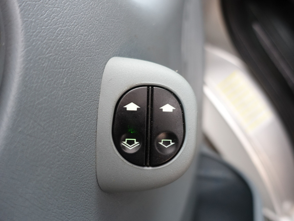 
Ford Transit 300L 2.2 TDCI- Dubbele Cabine, 5 Pers, Bluetooth Audio, Mf Stuur, Cruise, Clima vol									