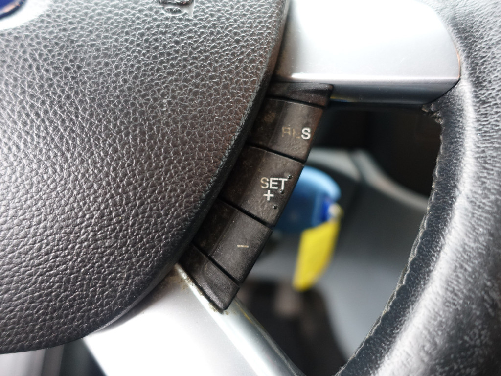 
Ford Transit 300L 2.2 TDCI- Dubbele Cabine, 5 Pers, Bluetooth Audio, Mf Stuur, Cruise, Clima vol									