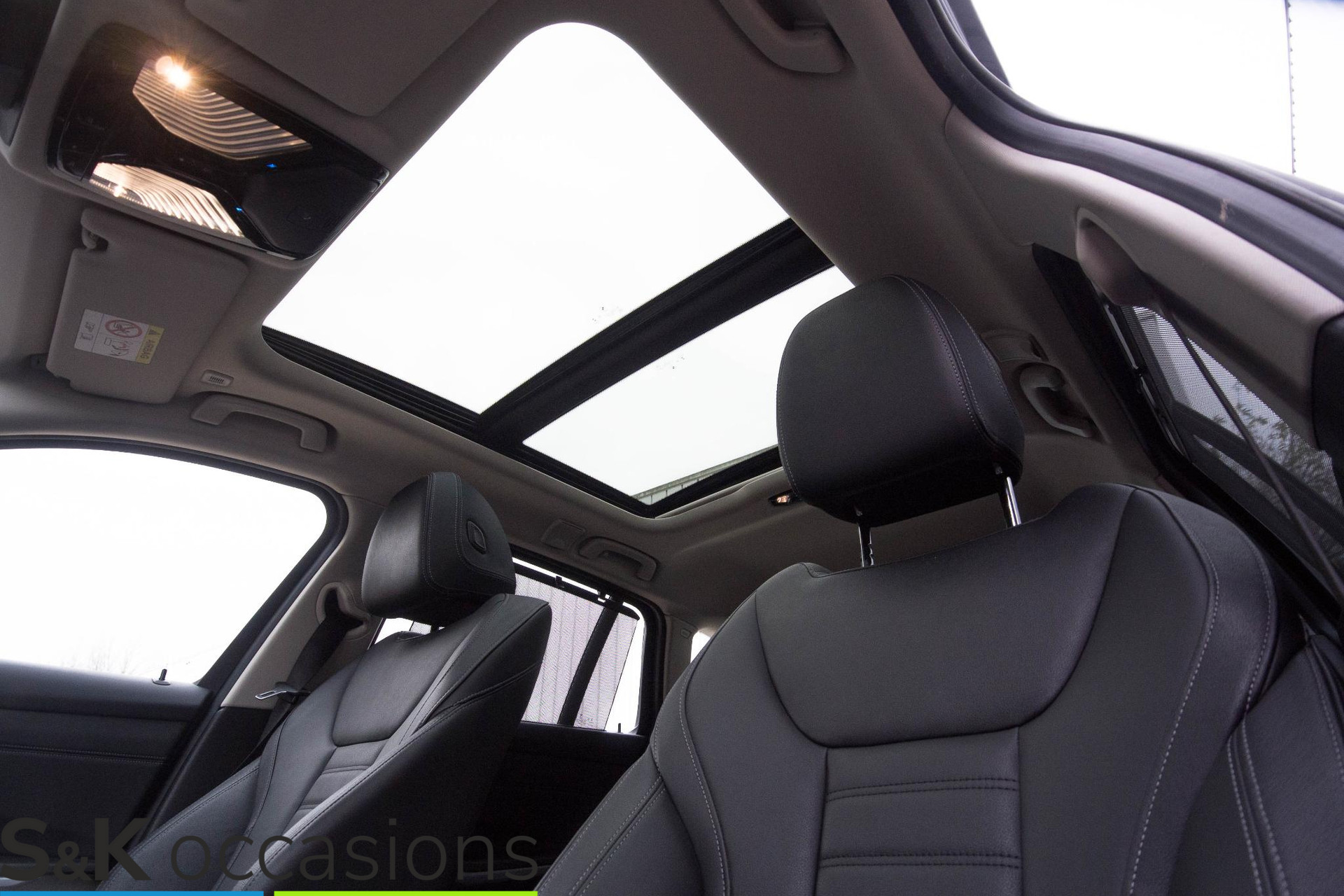 
								BMW 3 Serie Touring 330e xDrive Pano Led Leder vol									