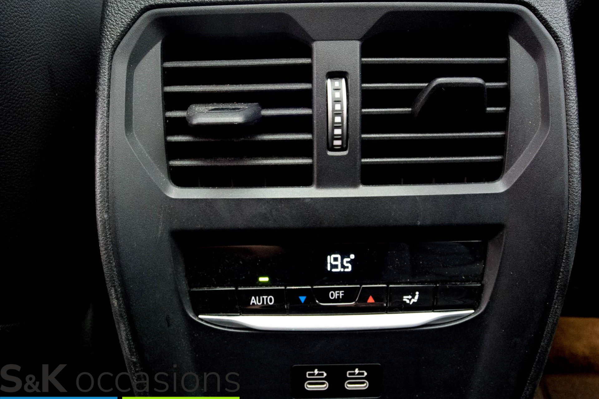 
								BMW 3 Serie Touring 330e xDrive Pano Led Leder vol									
