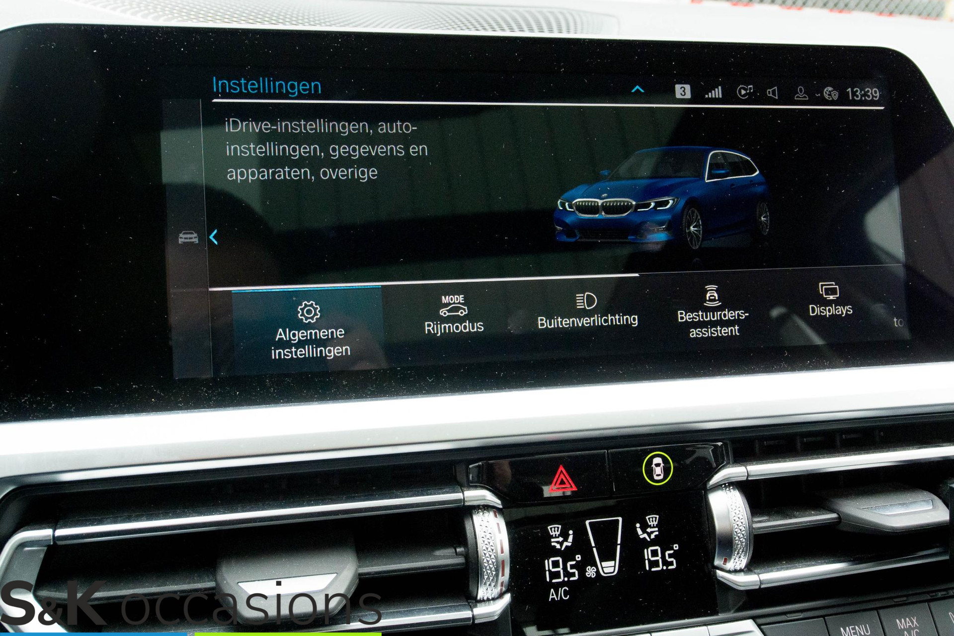 
								BMW 3 Serie Touring 330e xDrive Pano Led Leder vol									