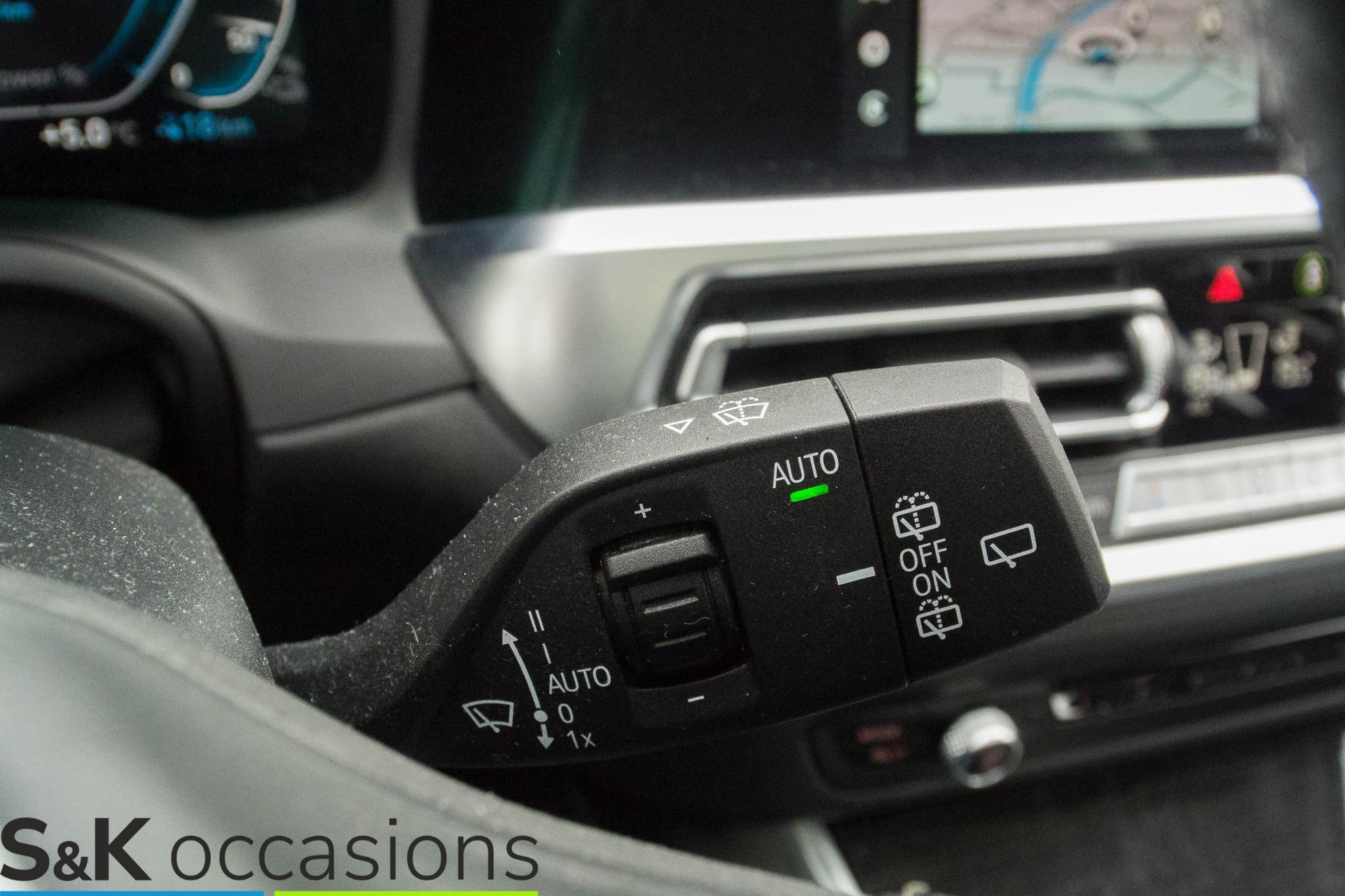 
								BMW 3 Serie Touring 330e xDrive Pano Led Leder vol									