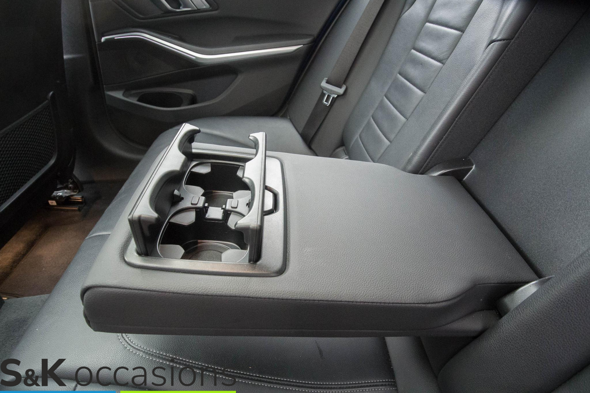
								BMW 3 Serie Touring 330e xDrive Pano Led Leder vol									