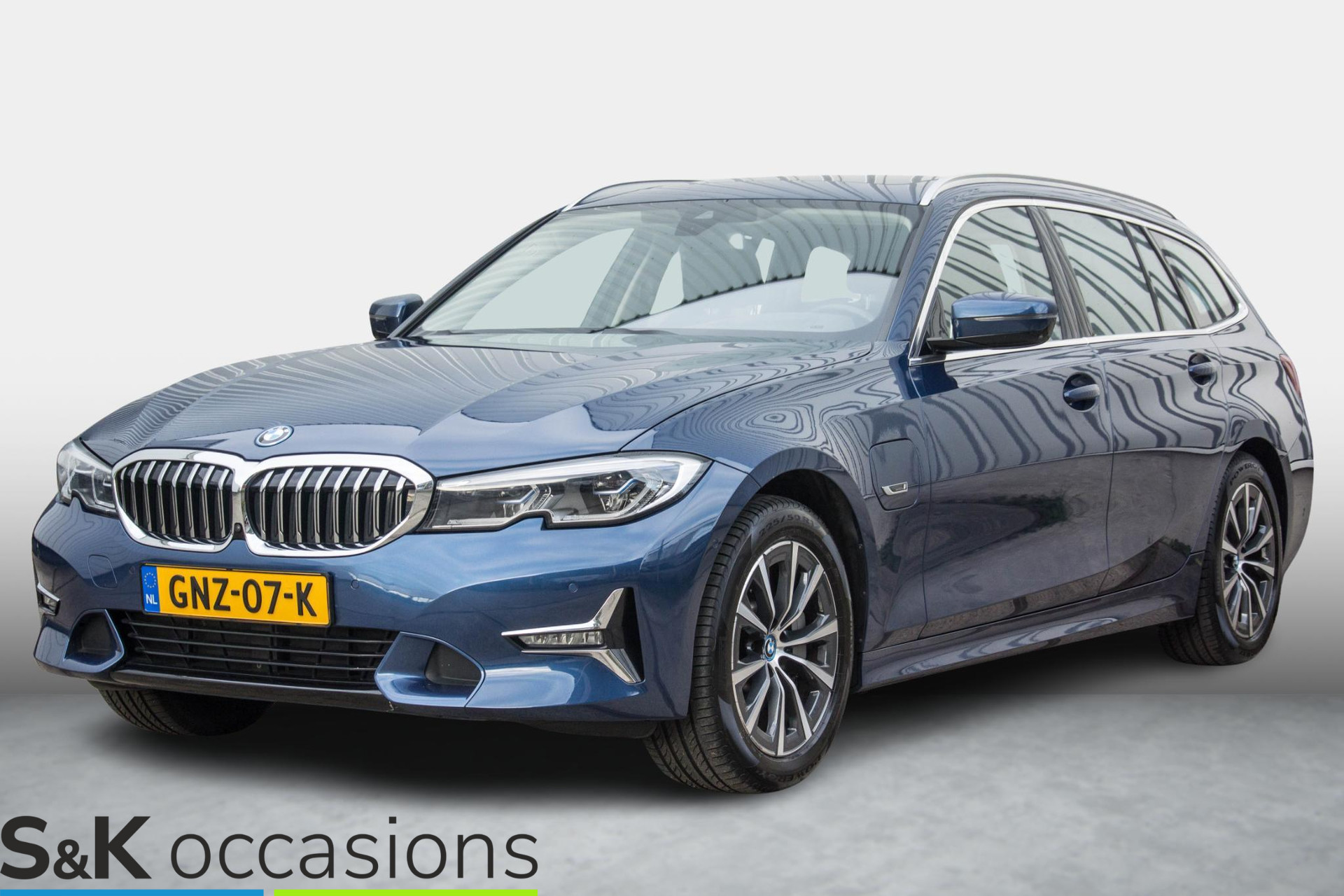 
								BMW 3 Serie Touring 330e xDrive Pano Led Leder vol									