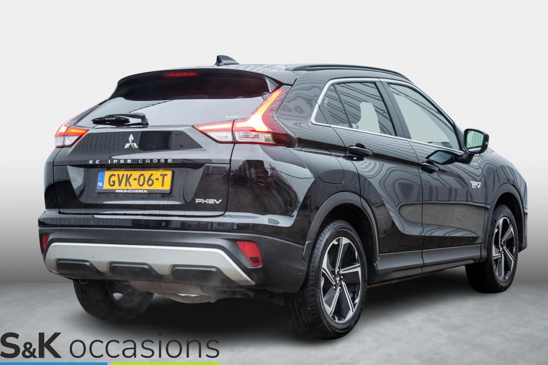 
Mitsubishi Eclipse Cross 2.4 PHEV Keyless Cruise PDC+Camera vol									