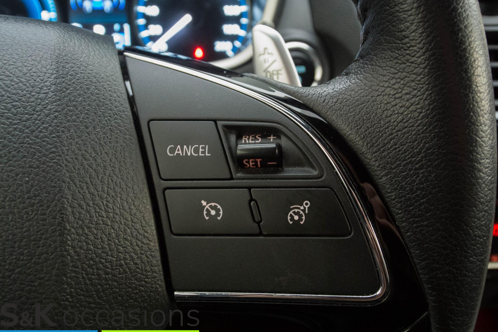 
Mitsubishi Eclipse Cross 2.4 PHEV Keyless Cruise PDC+Camera vol									