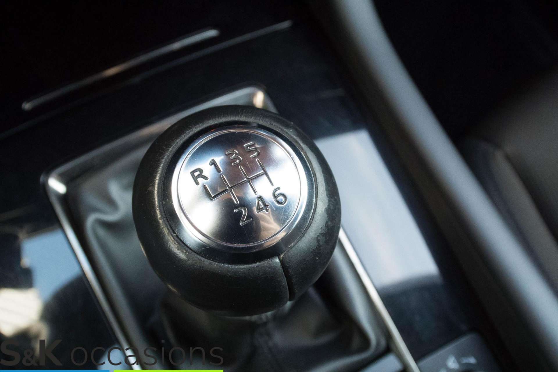 
								Mazda 3 2.0 e-SkyActiv-G M Hybrid 122 Luxury vol									