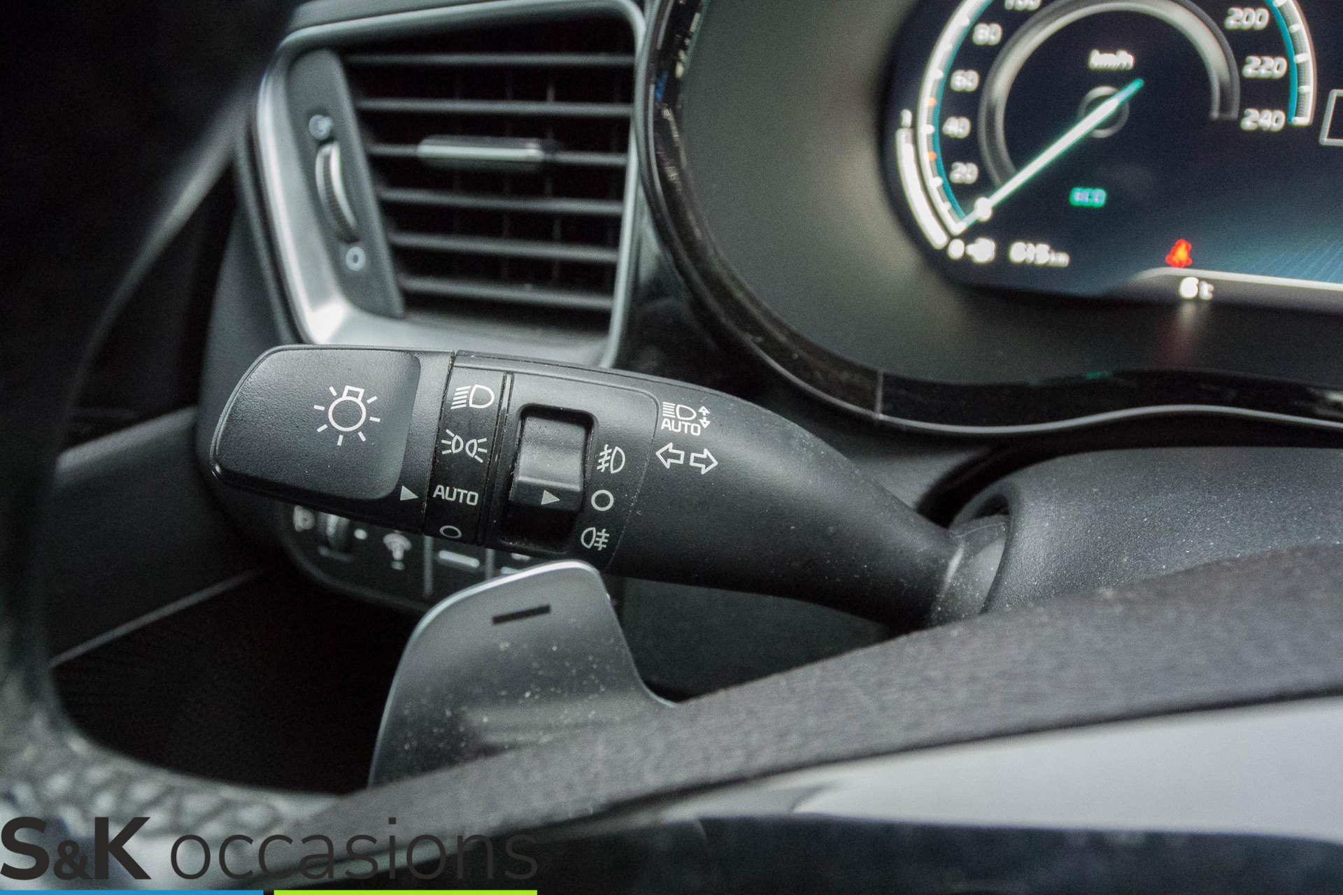 
								Kia Xceed 1.6 GDi PHEV ExecutiveLine Pano NAVI vol									