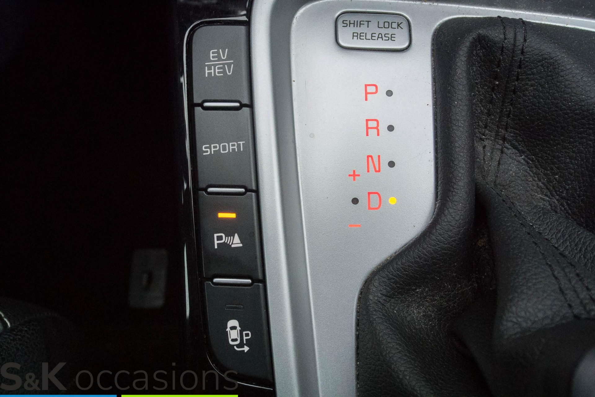 
								Kia Xceed 1.6 GDi PHEV ExecutiveLine Pano NAVI vol									