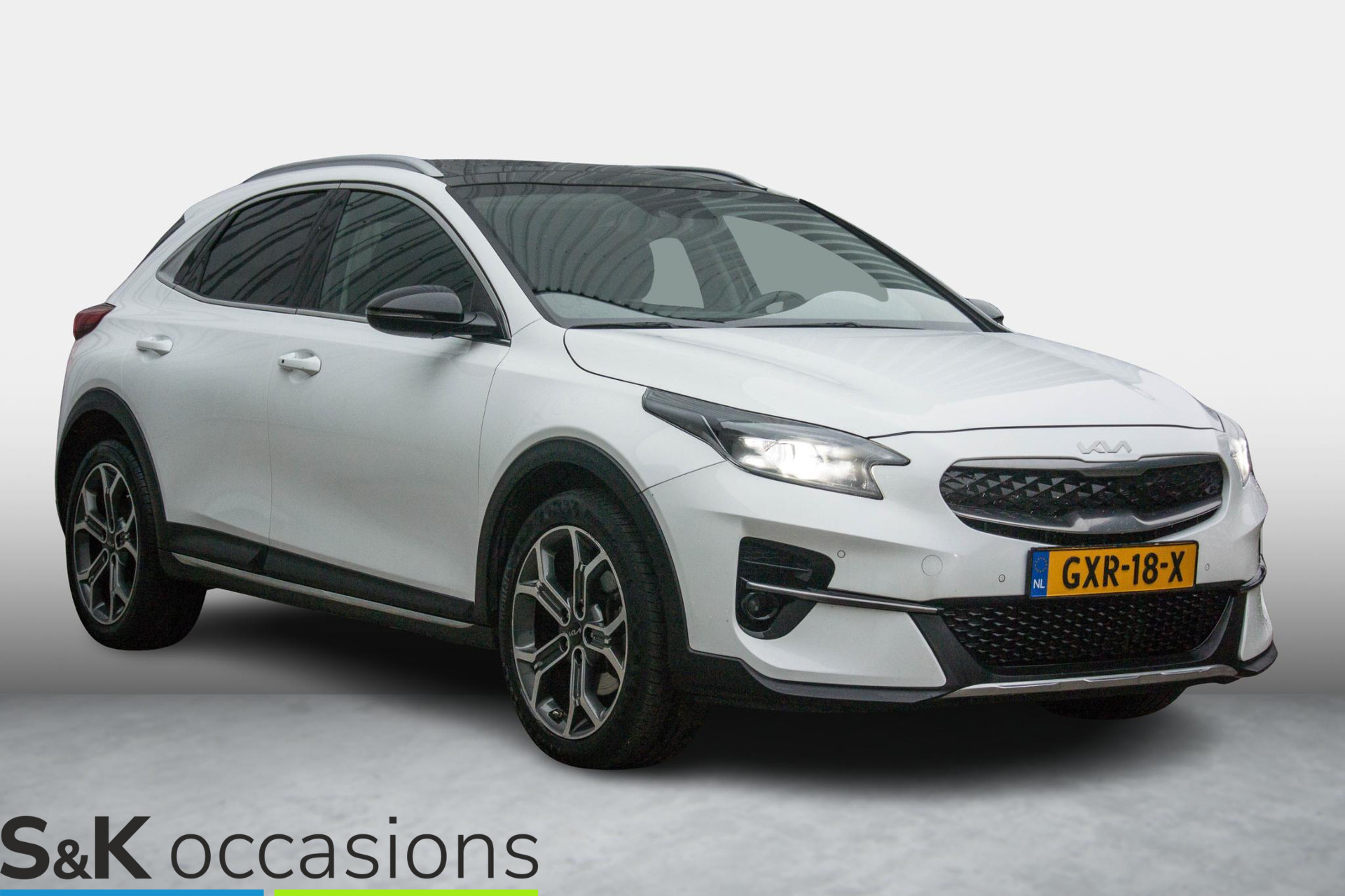 
								Kia Xceed 1.6 GDi PHEV ExecutiveLine Pano NAVI vol									