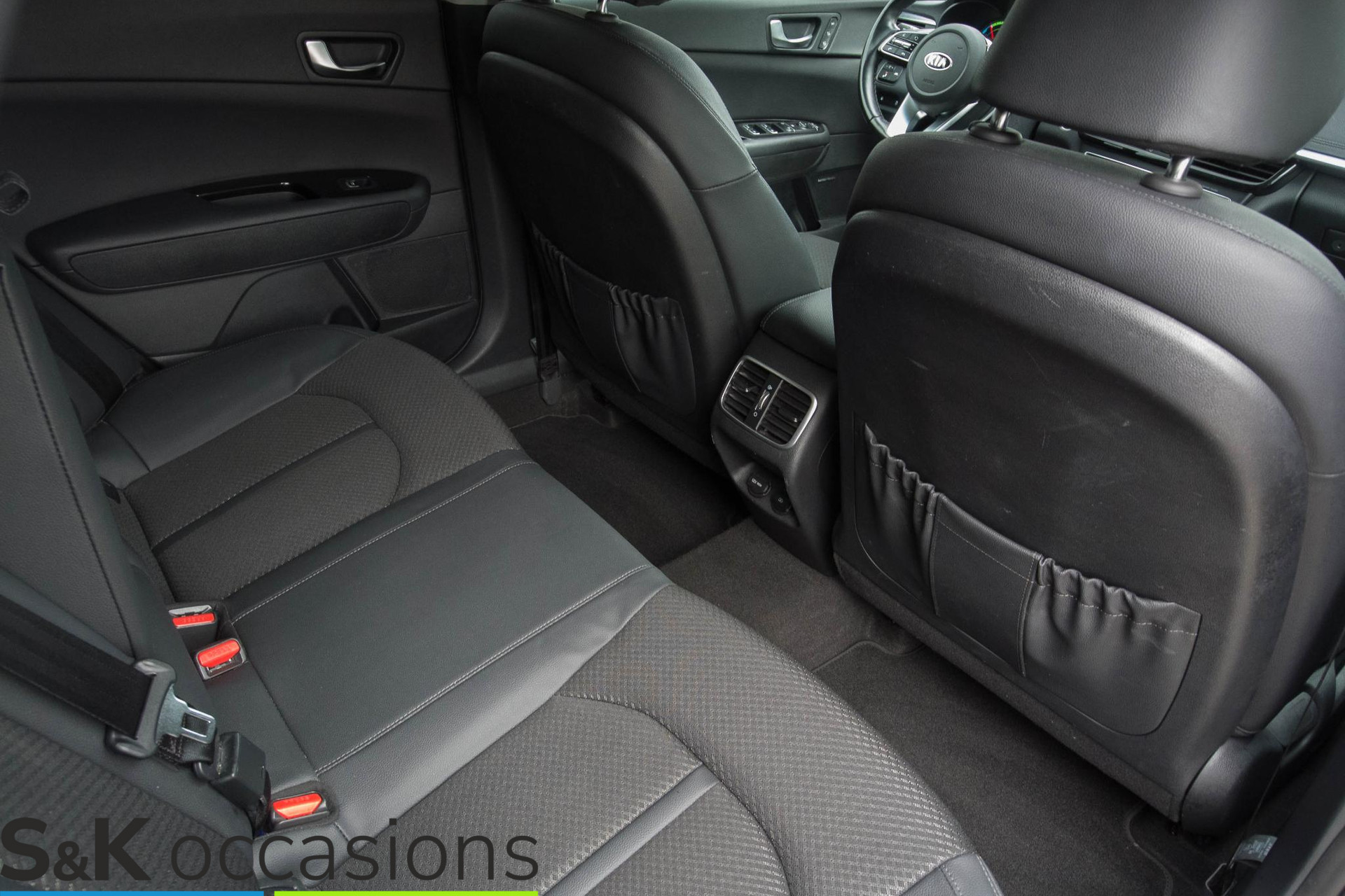 
								Kia Optima Sportswagon 2.0 GDI PHEV Trekhaak Navi 360 view vol									