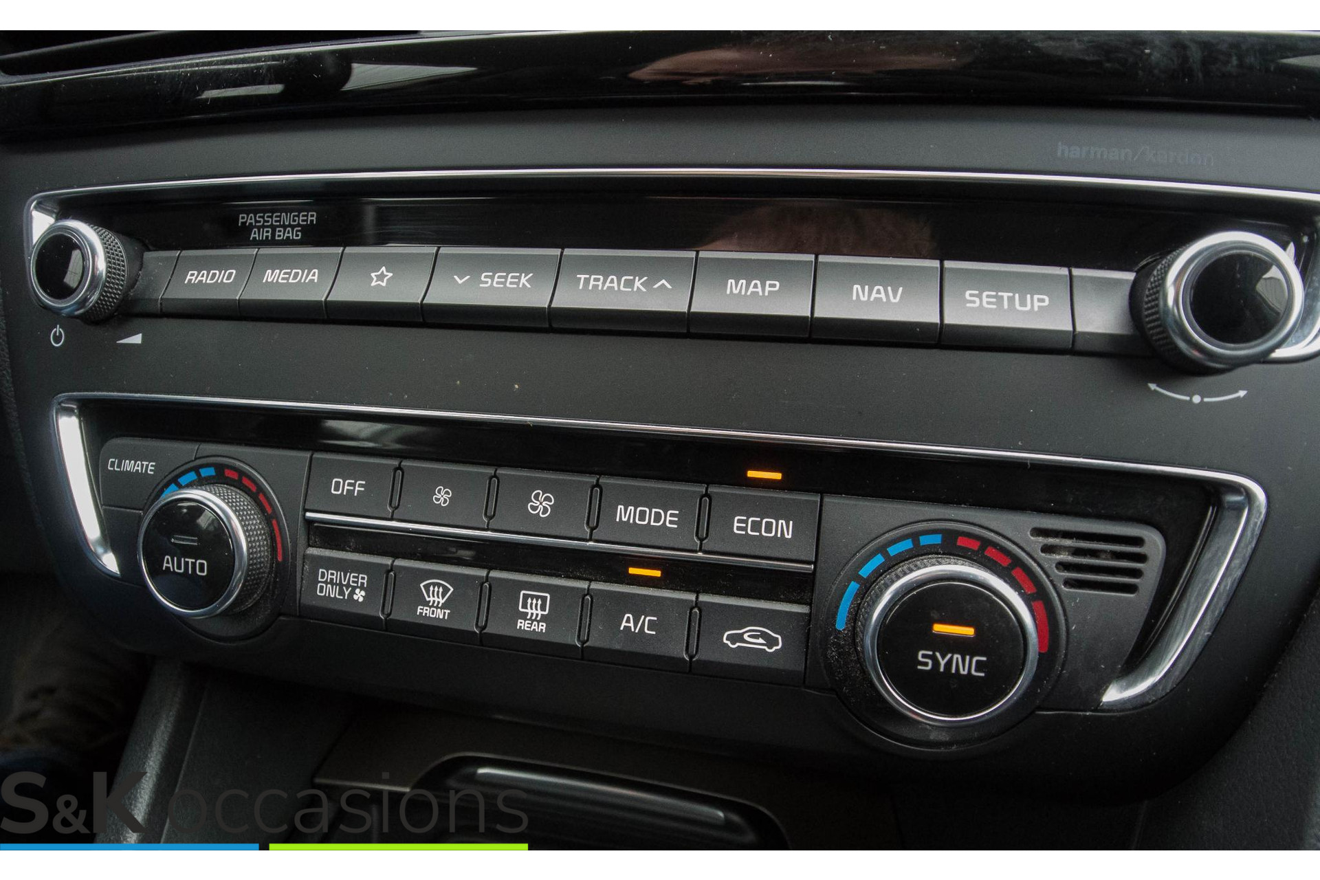 
								Kia Optima Sportswagon 2.0 GDI PHEV Trekhaak Navi 360 view vol									