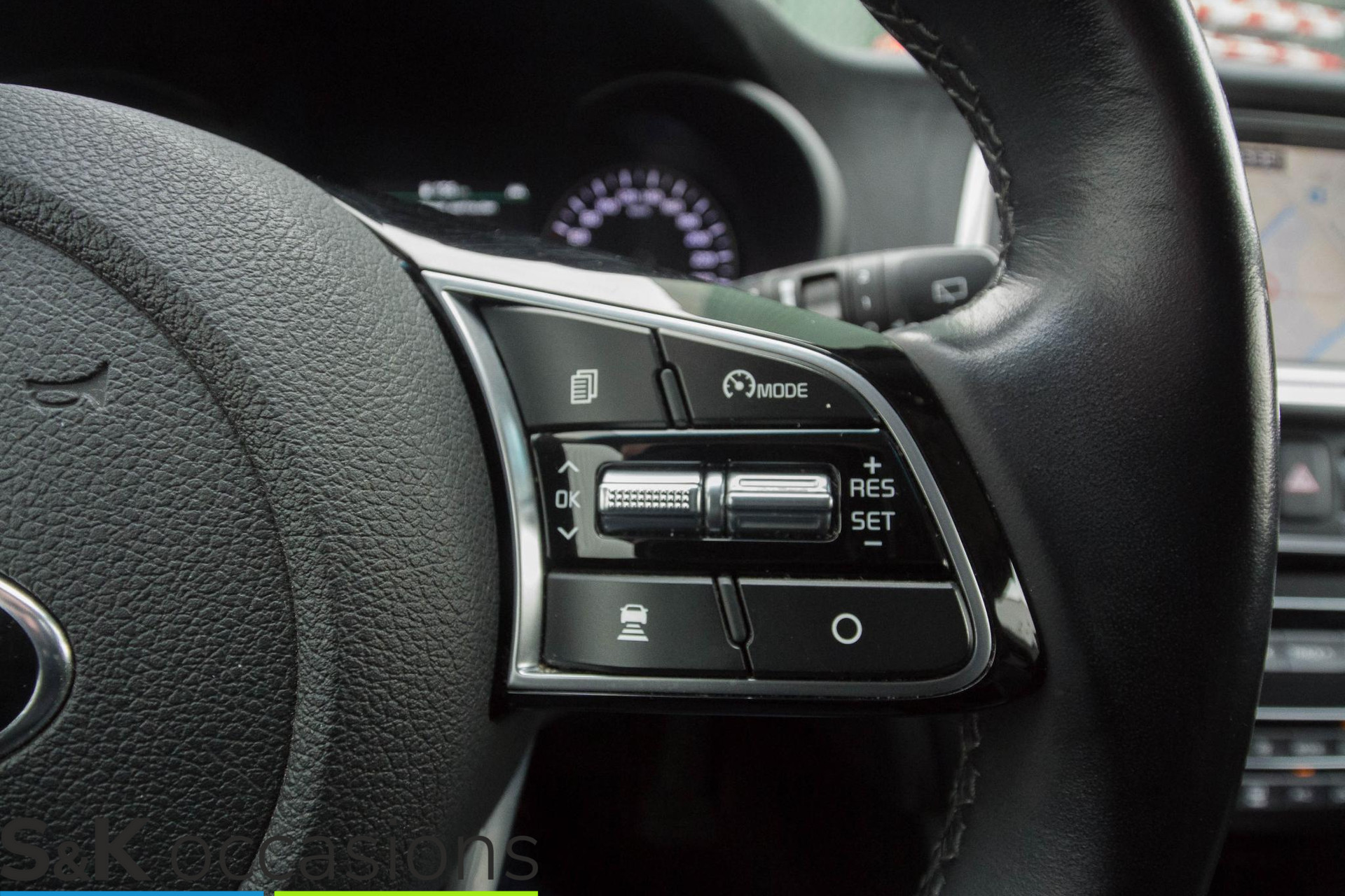 
								Kia Optima Sportswagon 2.0 GDI PHEV Trekhaak Navi 360 view vol									