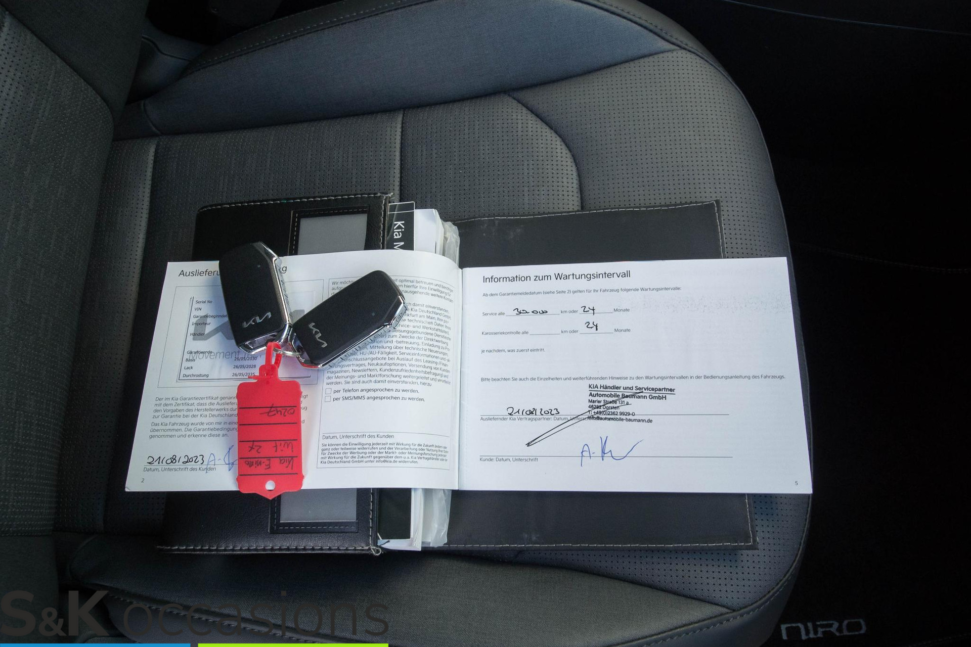 
Kia Niro EV ExecutiveLine 64.8 kWh Leder 18.000km vol									