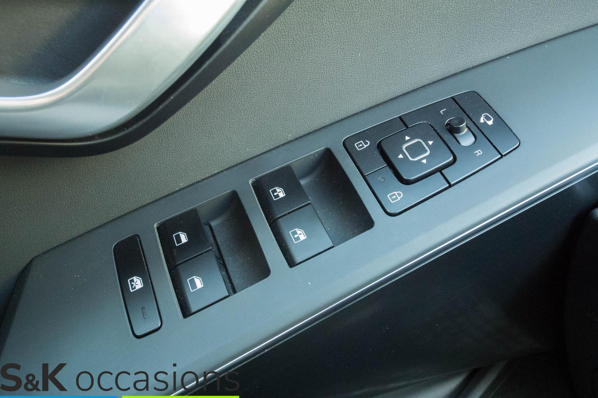 
Kia Niro EV ExecutiveLine 64.8 kWh Leder 18.000km vol									