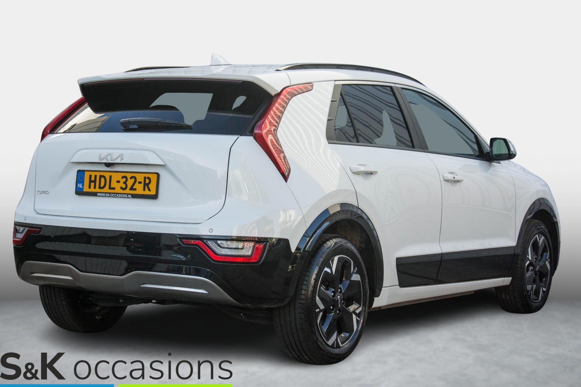 
Kia Niro EV ExecutiveLine 64.8 kWh Leder 18.000km vol									