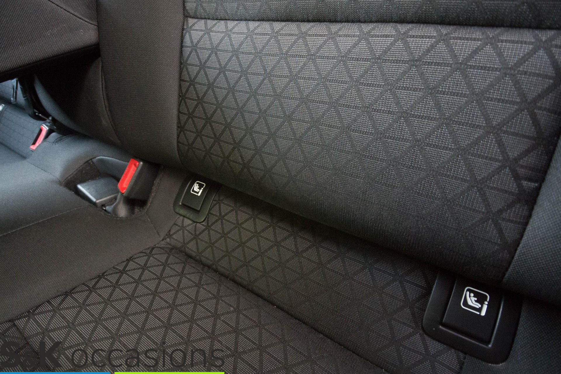 
								Kia Ceed Sportswagon 1.6 GDI PHEV 100% dealer onderhouden trekhaak vol									